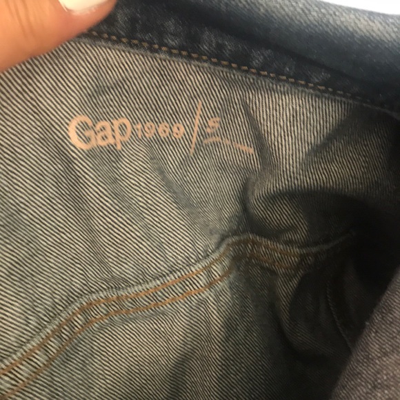 Gap jean jacket - Picture 7 of 8